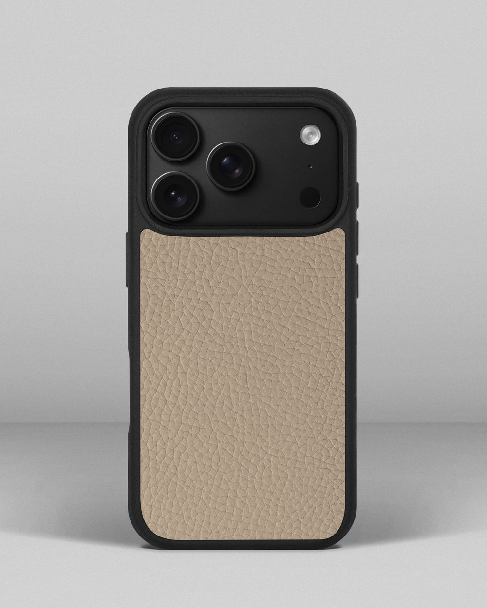 Чохол із бежевої телячої шкіри флотар для iPhone 18 Pro