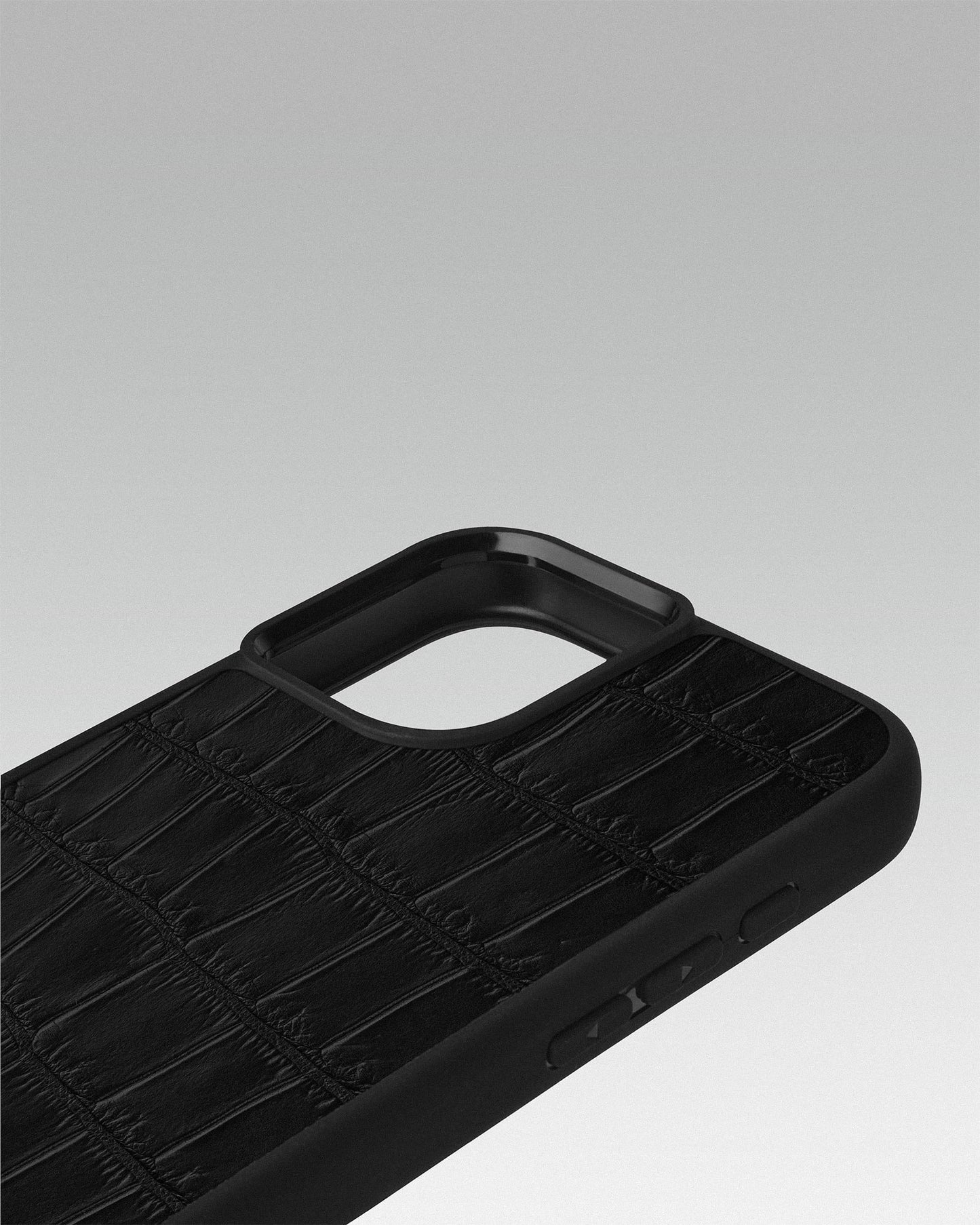 Black crocodile leather case for iPhone 16 Plus