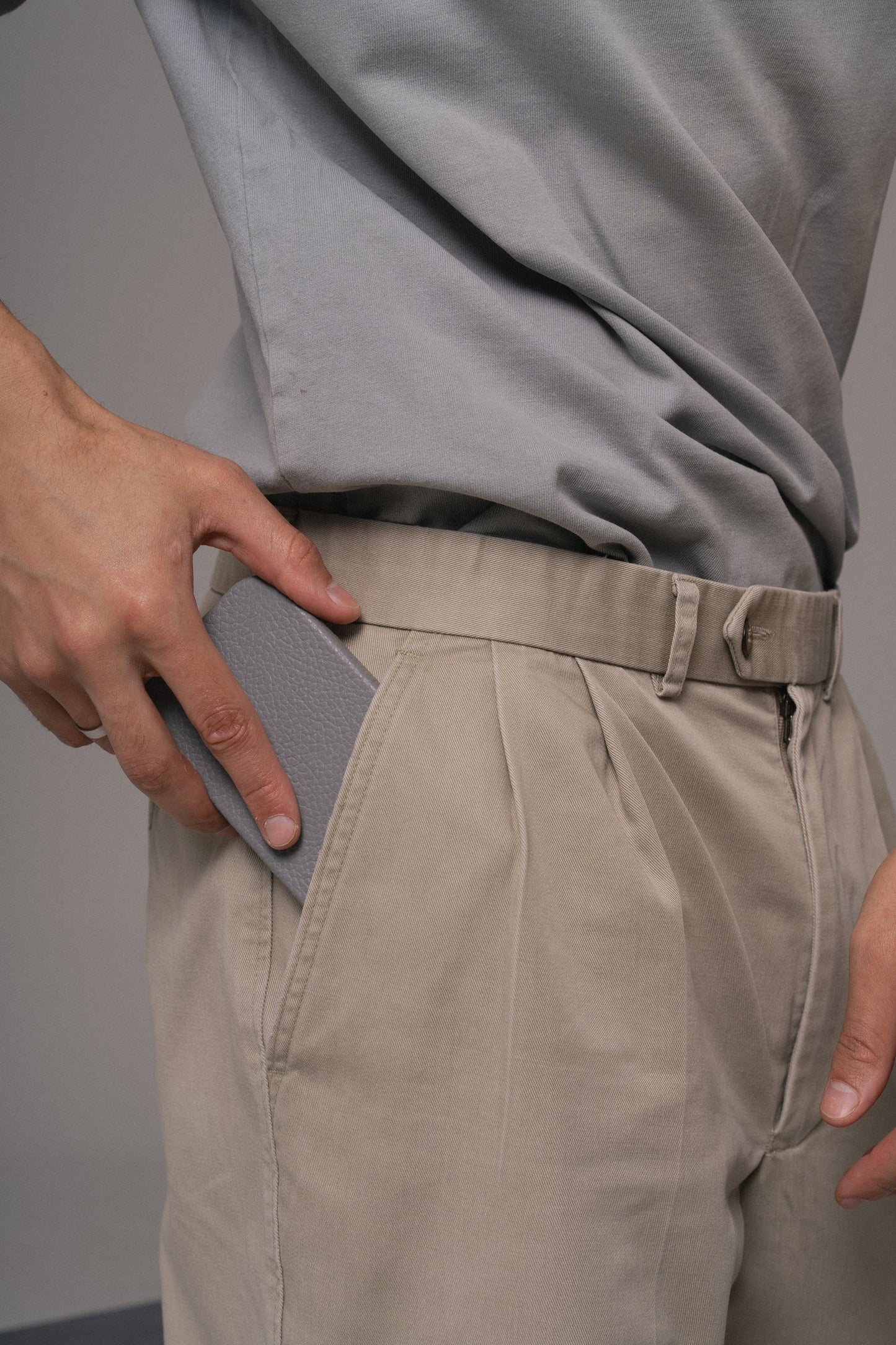 Gray leather case for iPhone 16 Pro Max