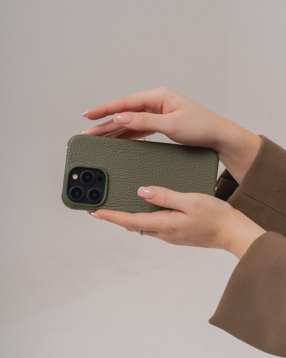 Olive leather case for iPhone 15 Pro Max
