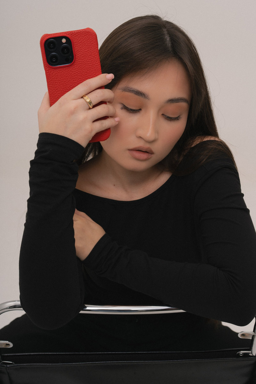 Red leather case for iPhone 16 Pro Max