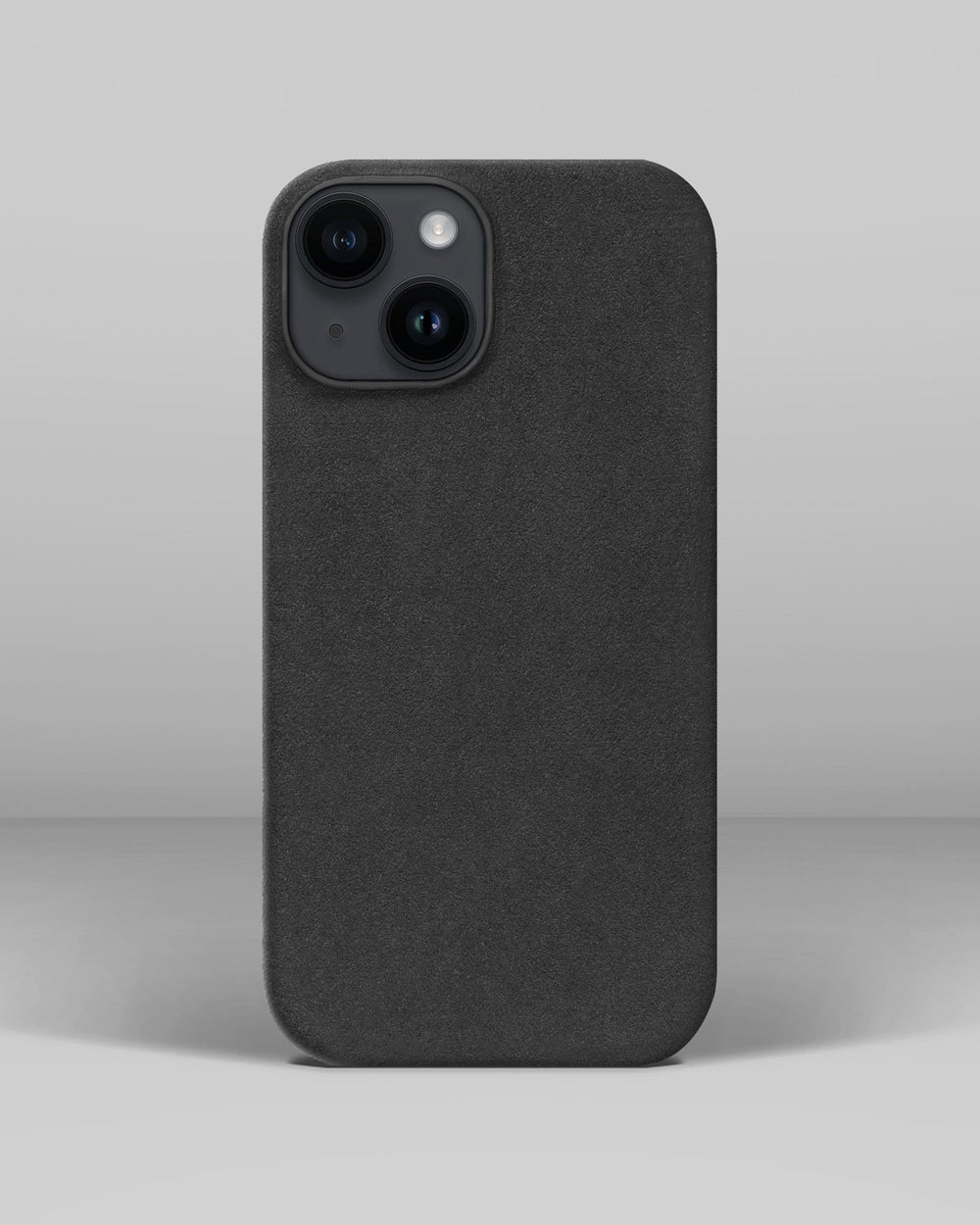 Серый чехол из алькантары для iPhone 14