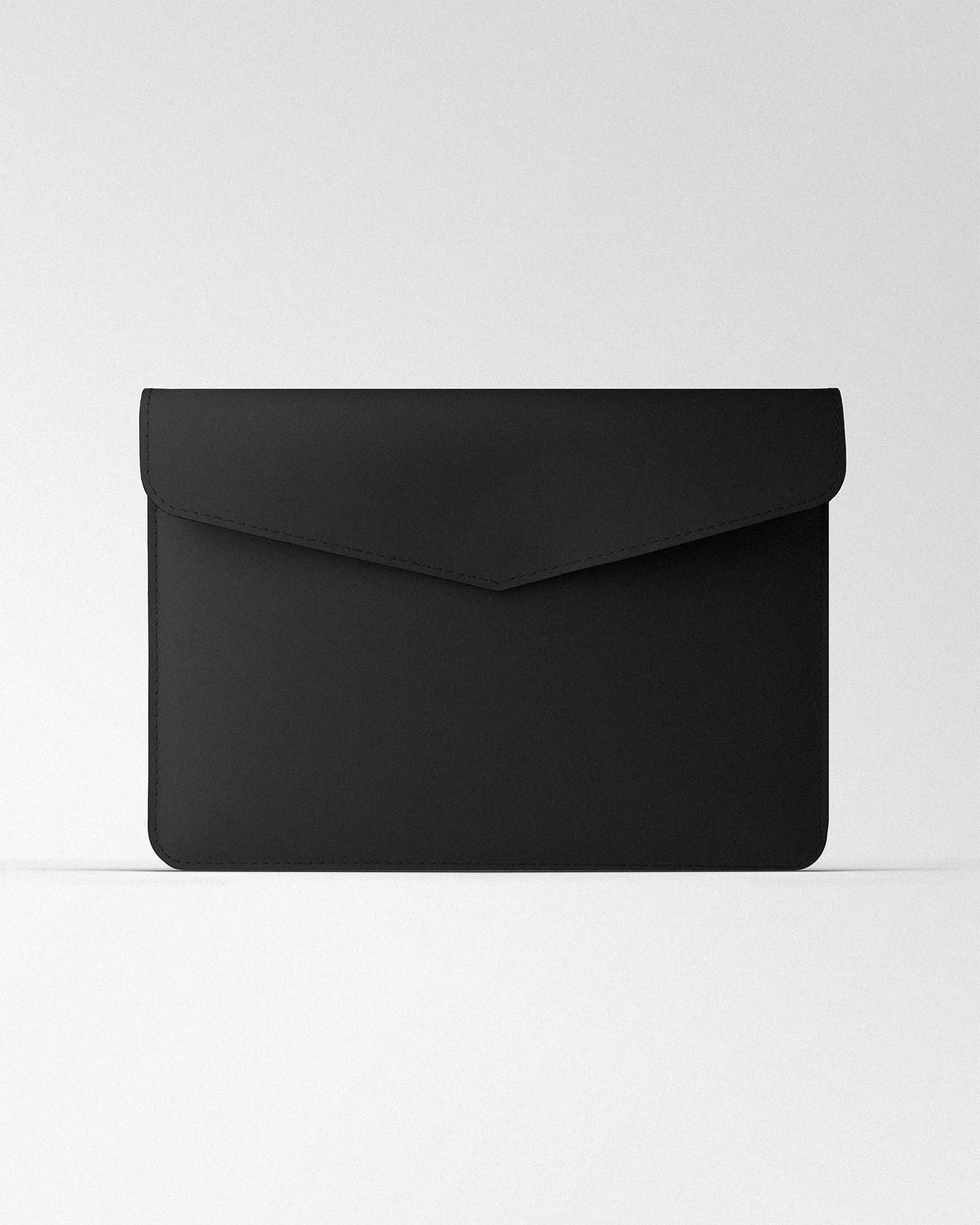 Чохол Magnetic Envelope із чорної телячої шкіри для MacBook