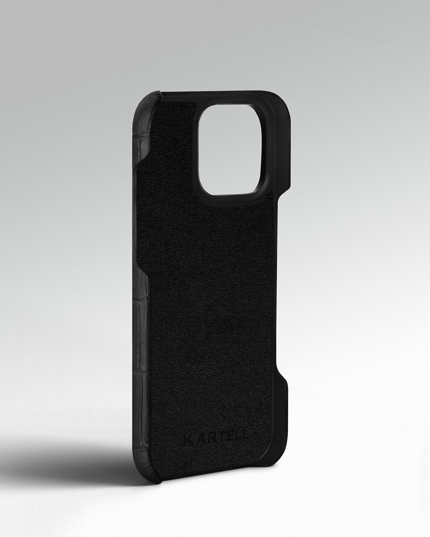 Чорний чохол обтягнутий шкірою крокодила для iPhone 15 Pro