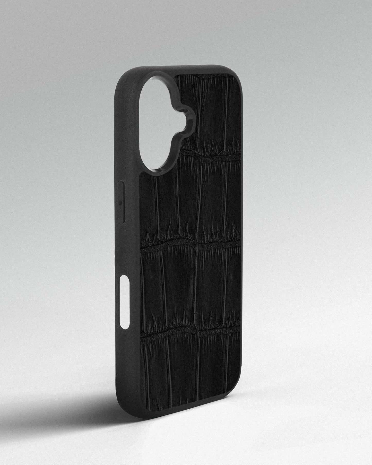 Black crocodile leather case for iPhone 17