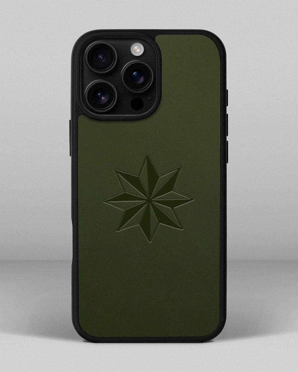 Чехол для iPhone 16 Pro Max из кожи купон зелёного цвета с тиснением Роза ветров