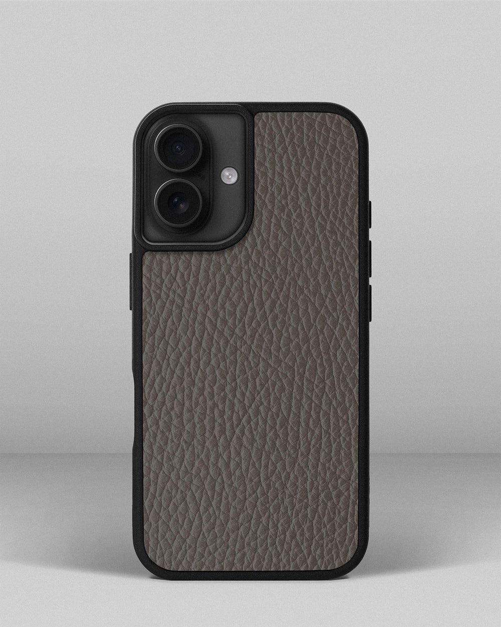 Case made of light brown calf leather flotter for iPhone 16