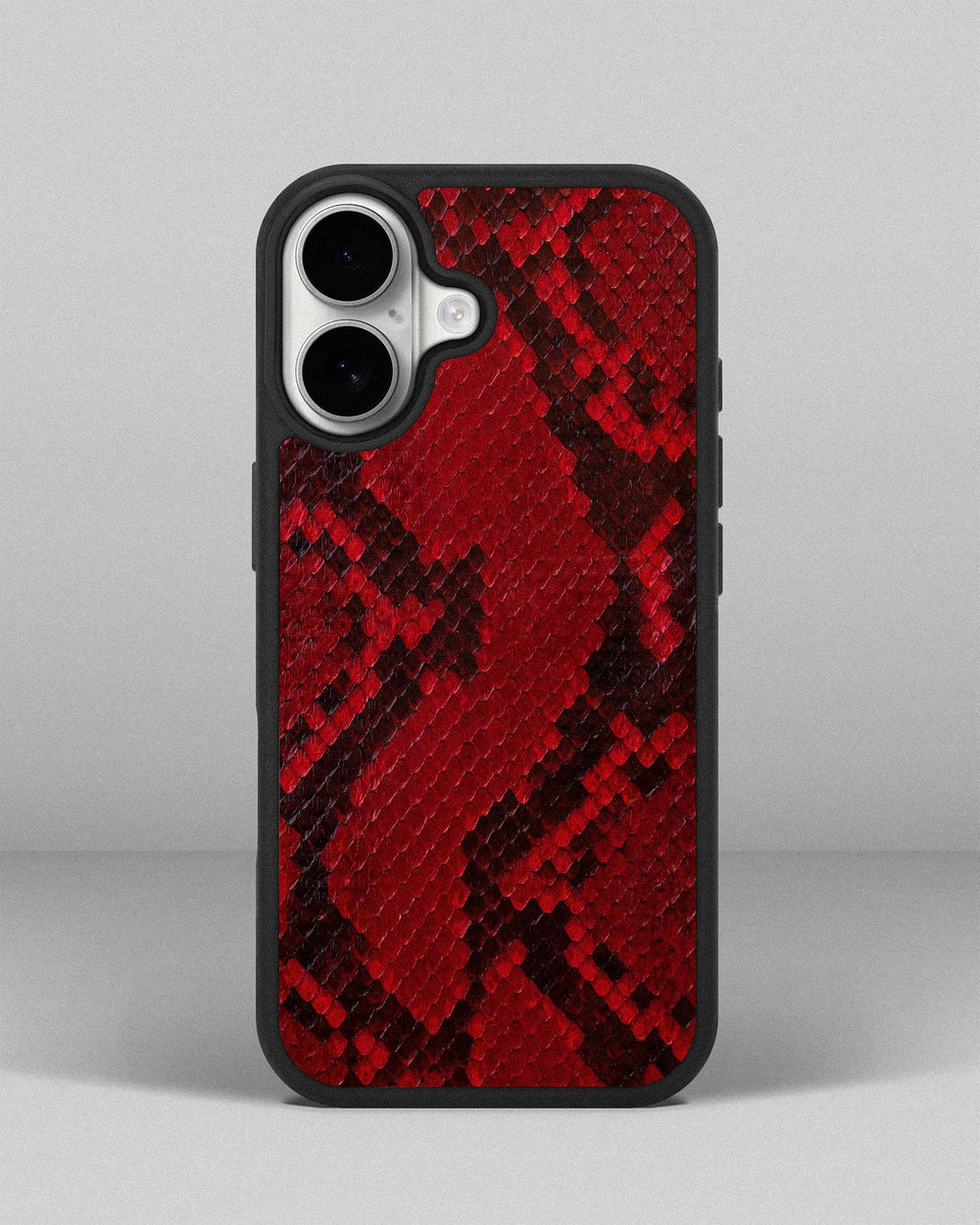 Чехол из красной кожи питона с мелкой чешуей для iPhone 17