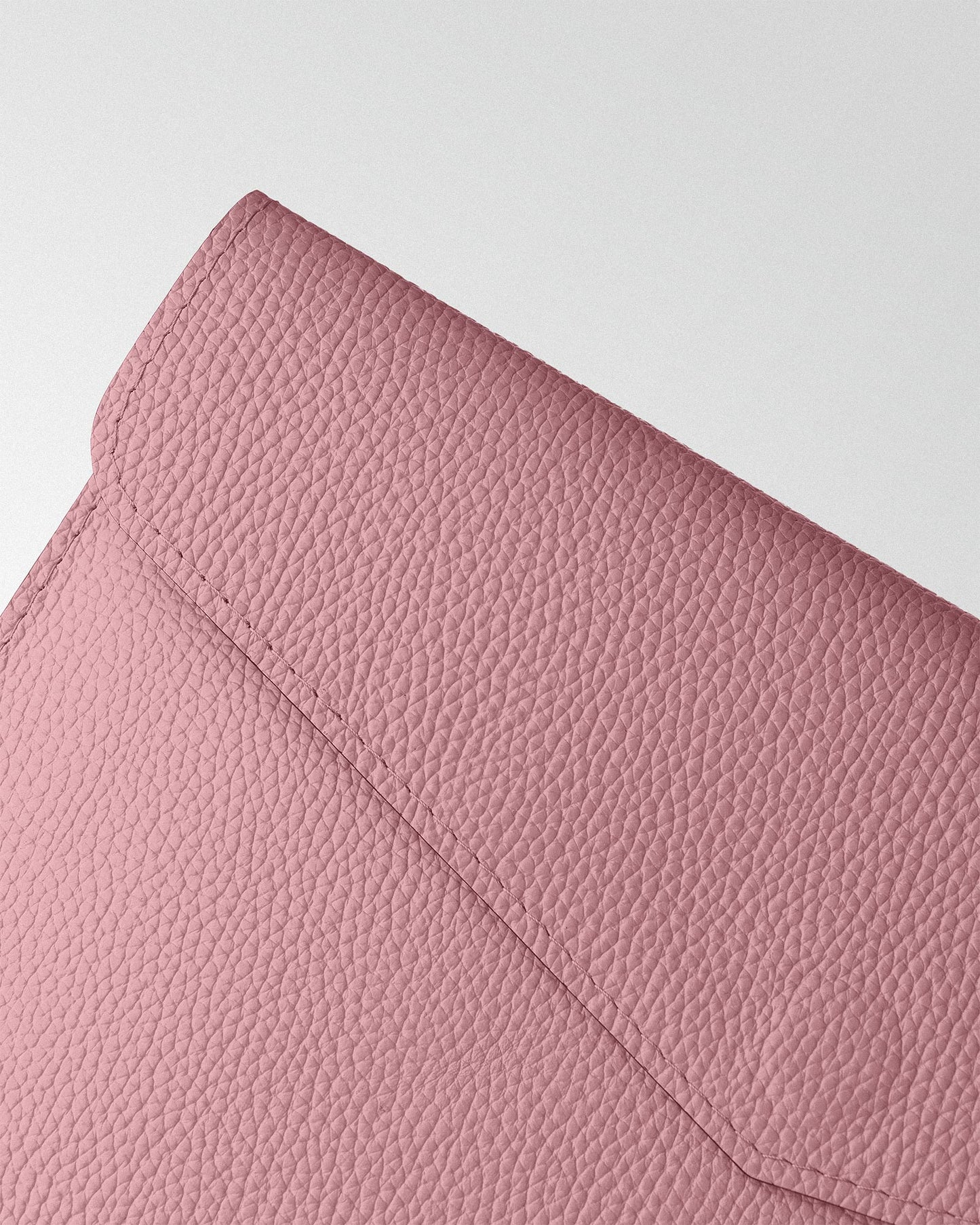 Magnetic Envelope Case in Pink Textured Leather for MacBook