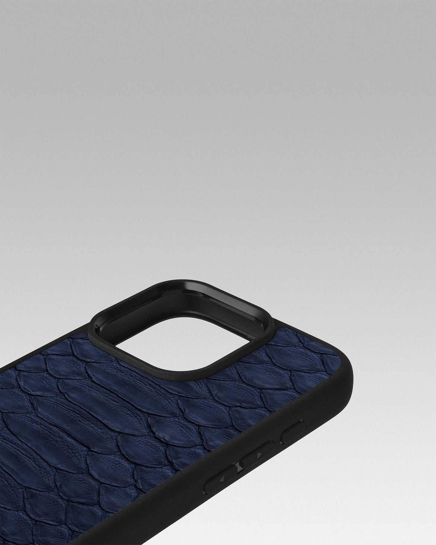 Dark blue python leather case with large scales for iPhone 16 Pro
