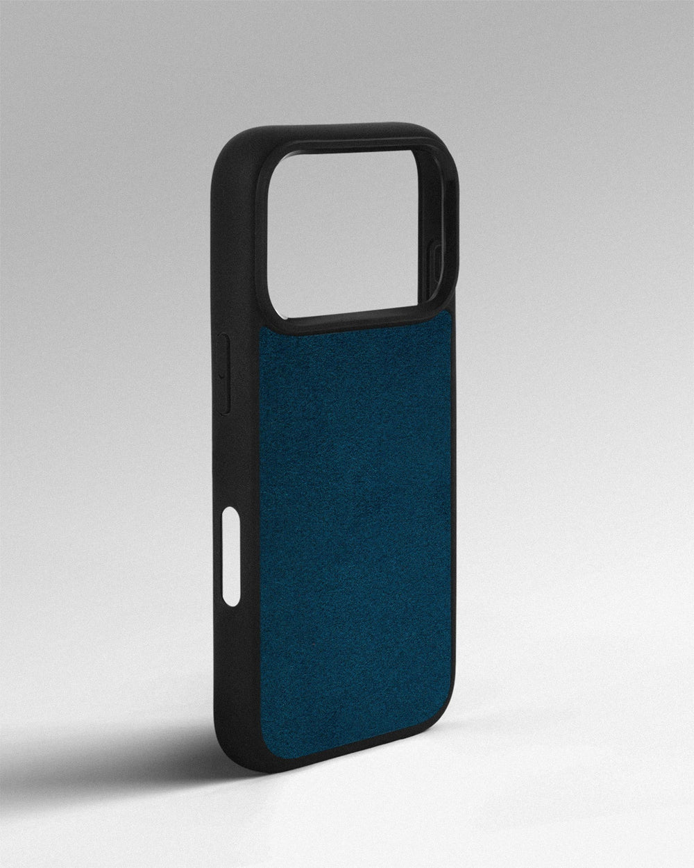 Case with blue Alcantara insert for iPhone 17 Pro