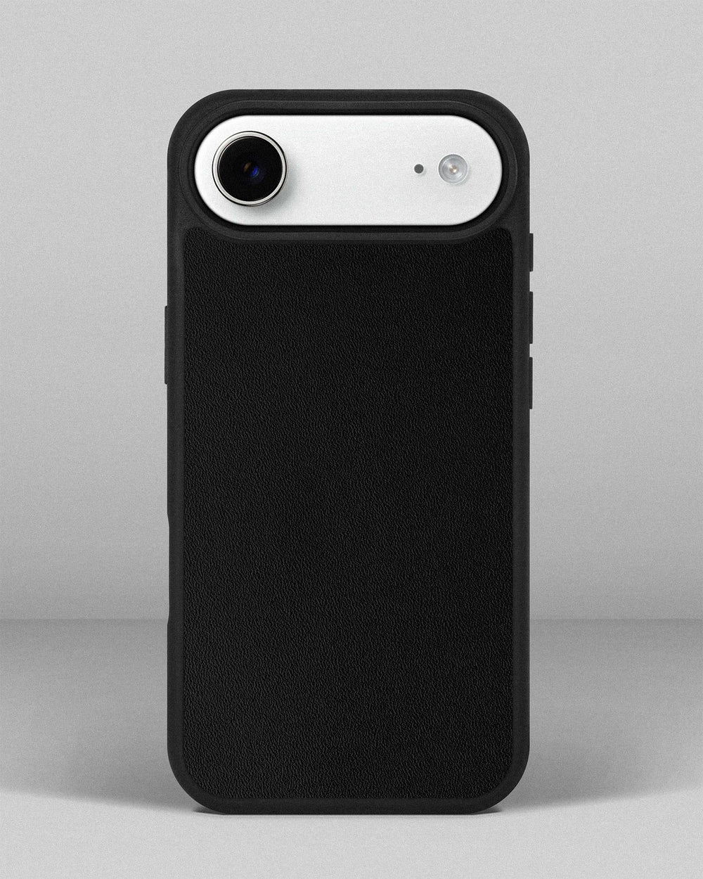 Чохол із чорної телячої шкіри для iPhone 17 Air