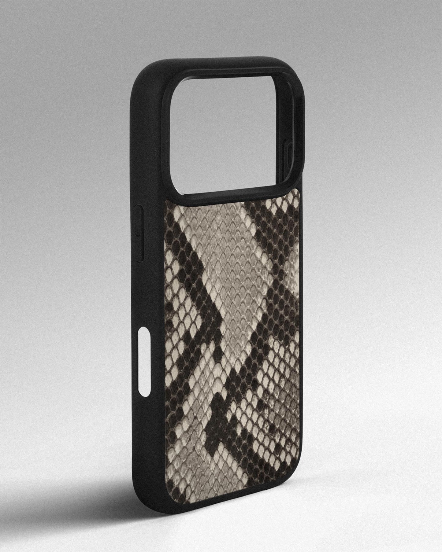 Black and white python skin case with small scales for iPhone 17 Pro Max