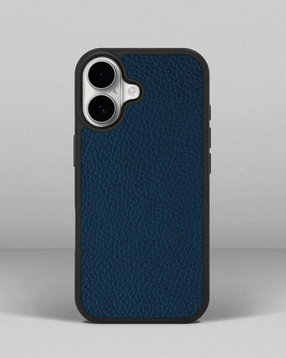 Чохол із темно-синьої телячої шкіри флотар для iPhone 17