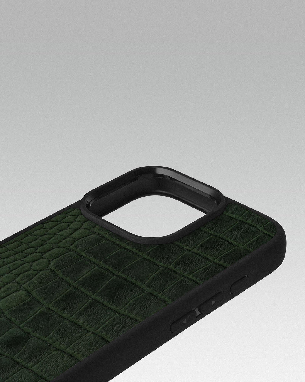 Dark green crocodile embossing calfskin case for iPhone 16 Pro