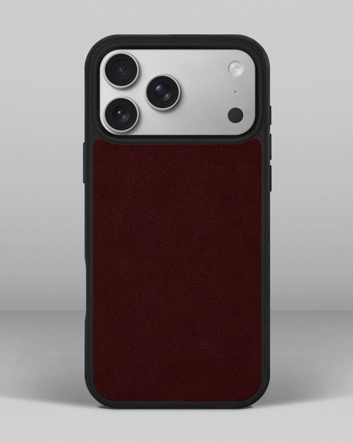 Case with red Alcantara insert for iPhone 17 Pro Max