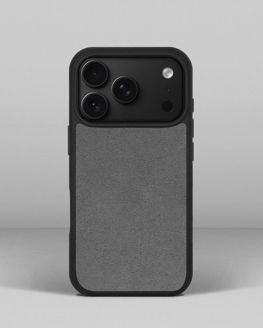 Чохол із світло-сірою вставкою з алькантари для iPhone 18 Pro