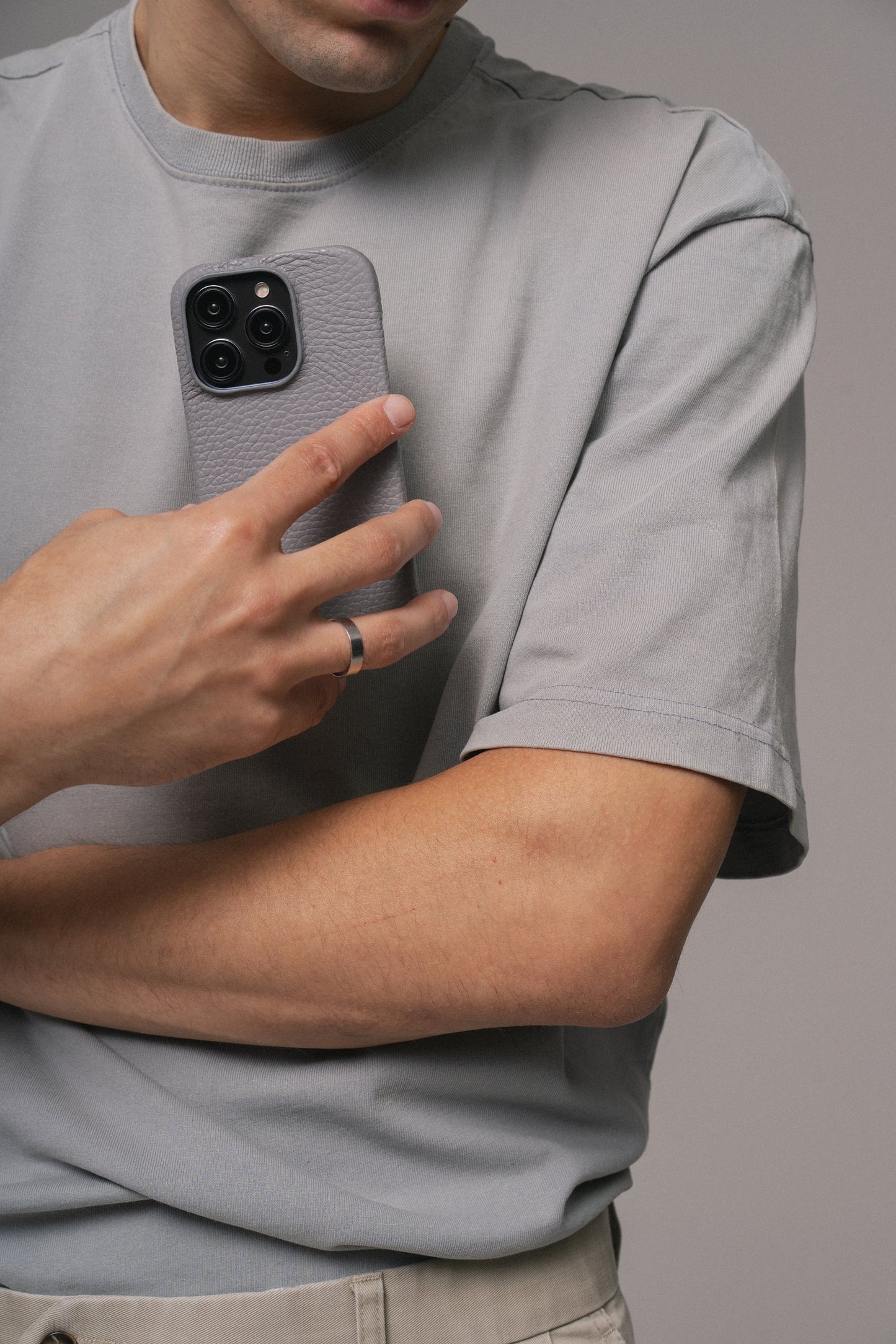 Сірий шкіряний чохол для iPhone 13 Mini
