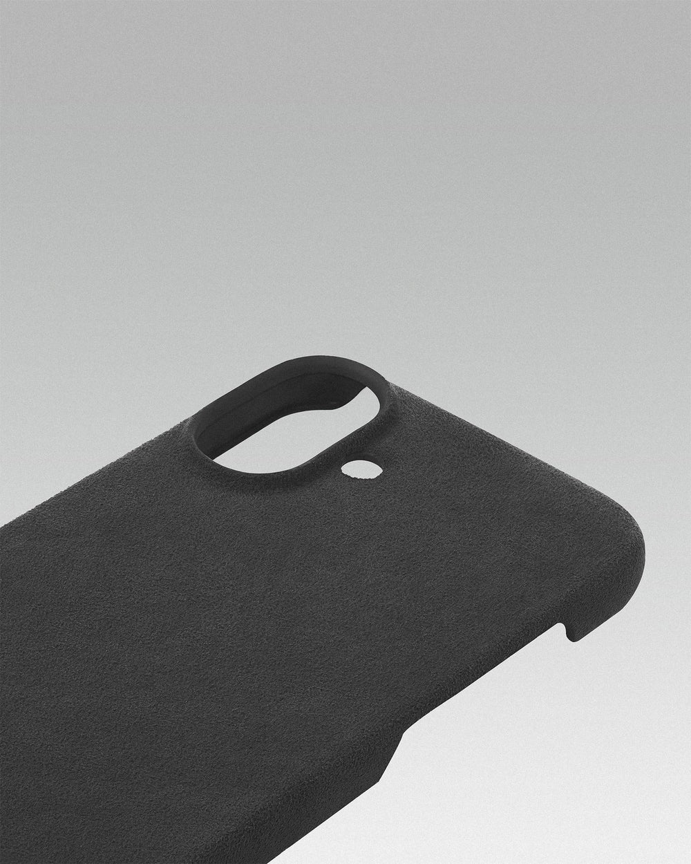 Серый чехол из алькантары для iPhone 16 Plus
