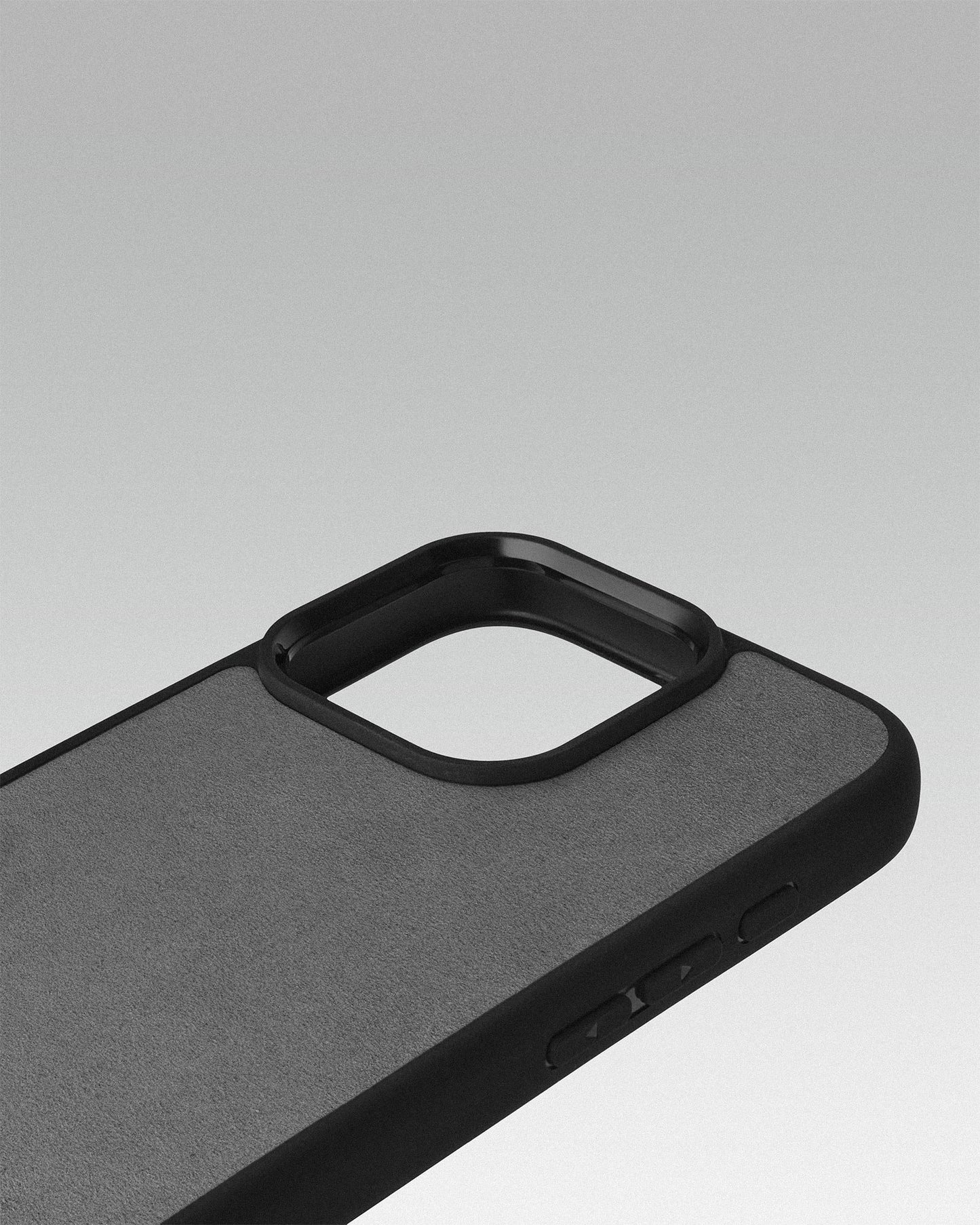 Чохол із світло-сірою вставкою з алькантари для iPhone 12 Pro Max