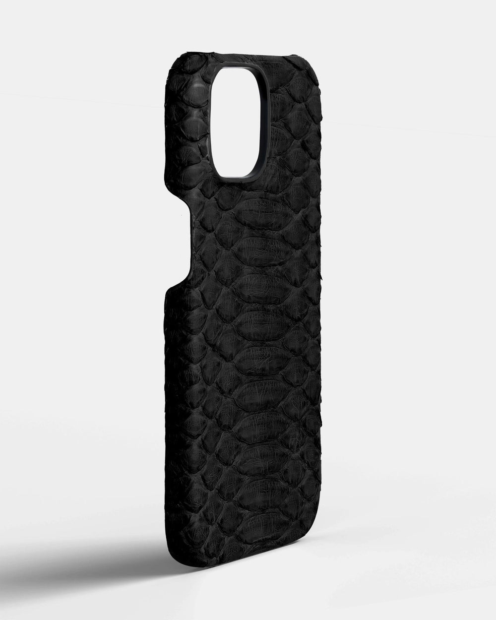 Кожаный чехол из черного питона для iPhone 14 Plus