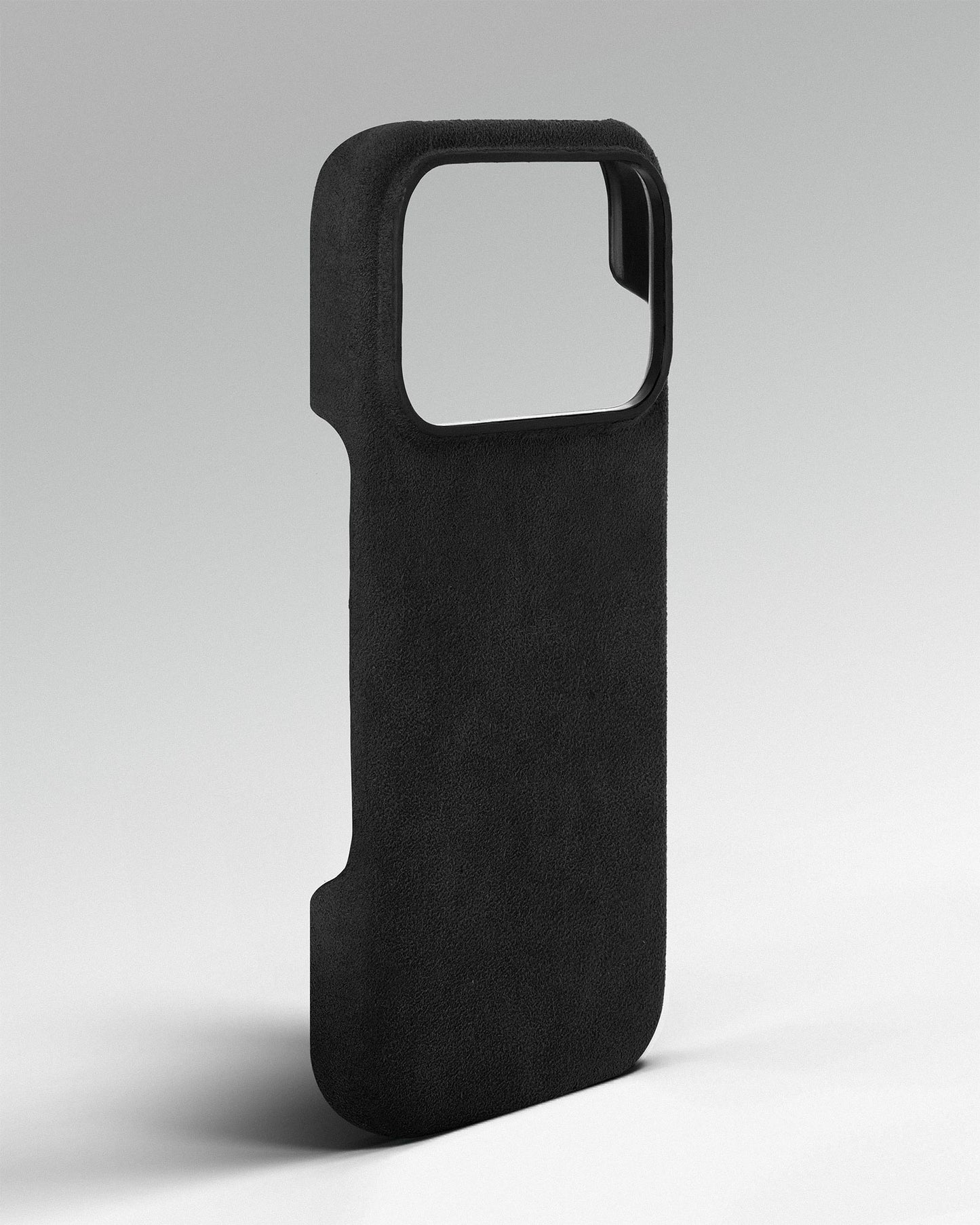 Чорний чохол з алькантари для iPhone 17 Pro Max