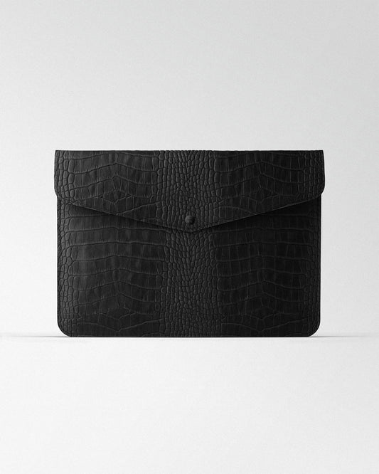 Чохол Envelope із чорного тиснення під крокодила для MacBook