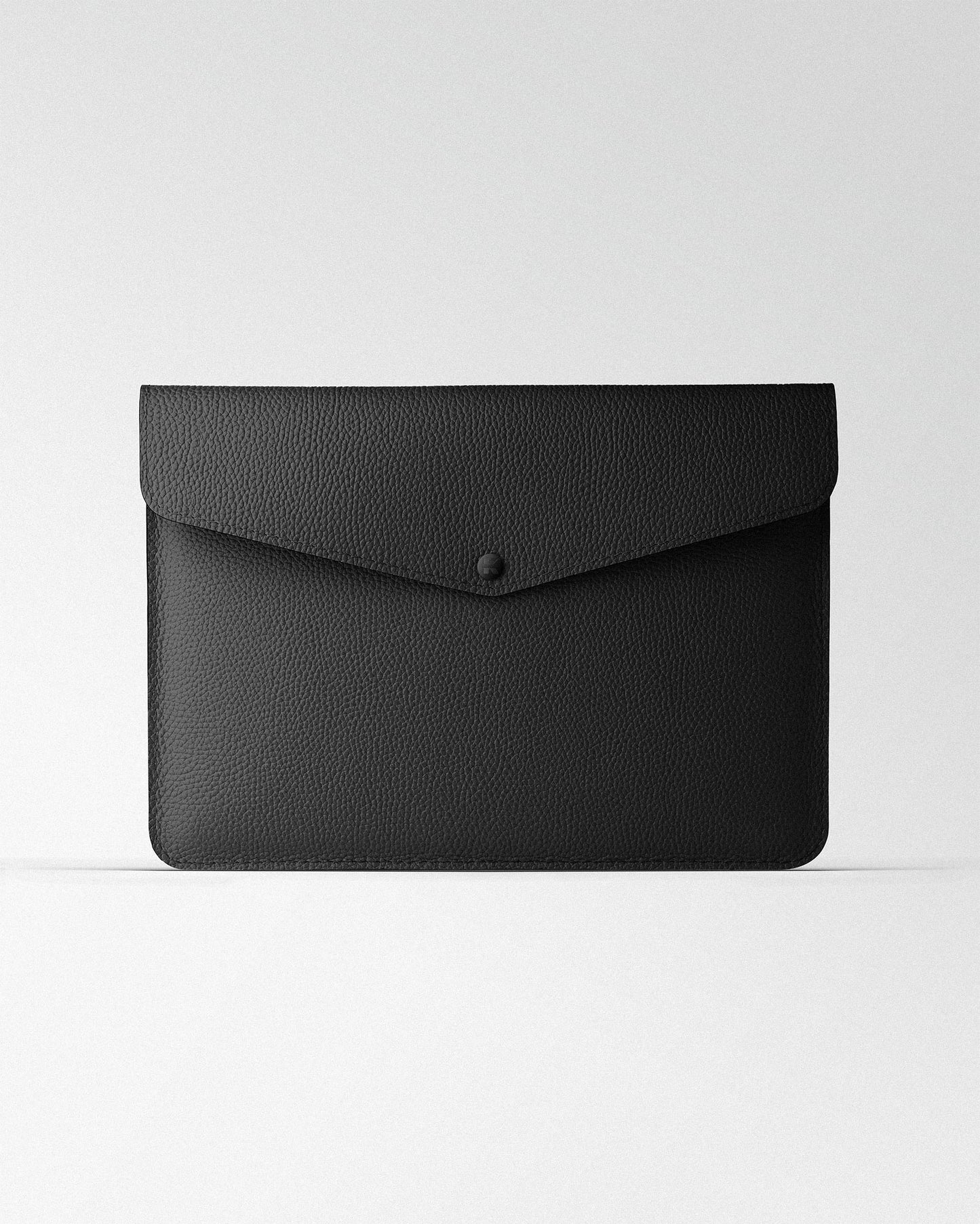 Чохол Envelope із чорної шкіри для MacBook
