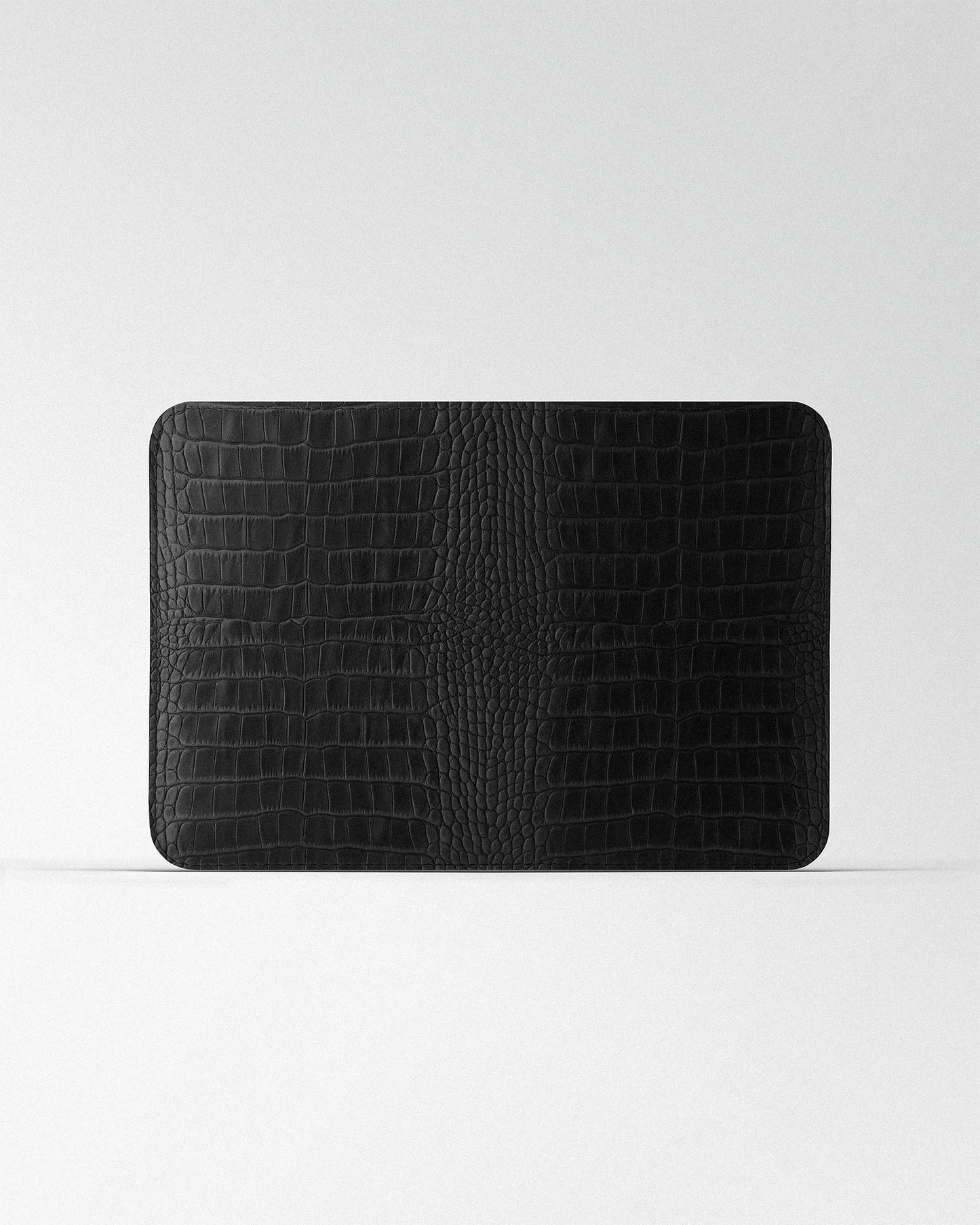 Чохол Minimalist з чорного тиснення під крокодила для MacBook