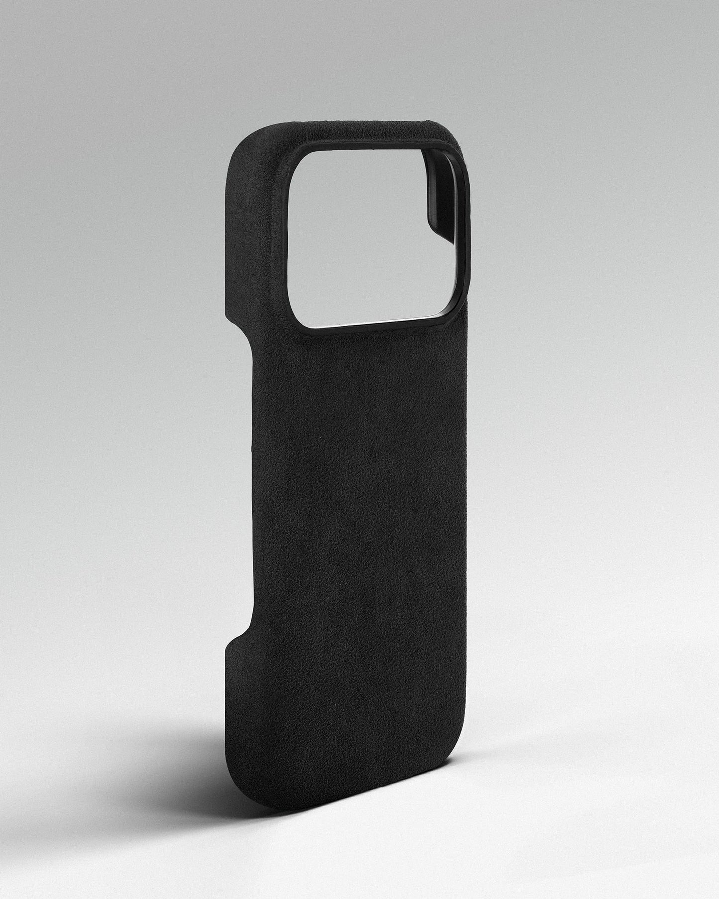 Чорний чохол з алькантари для iPhone 17 Pro