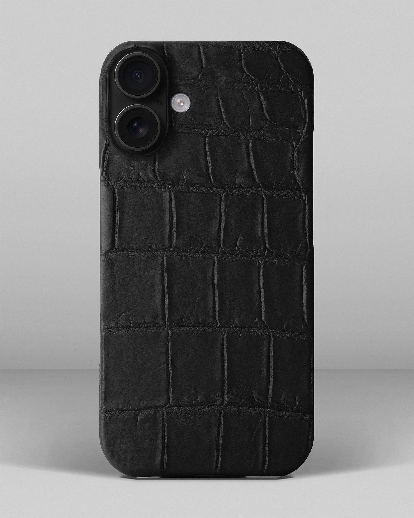 Чорний чохол обтягнутий шкірою крокодила для iPhone 16 Plus