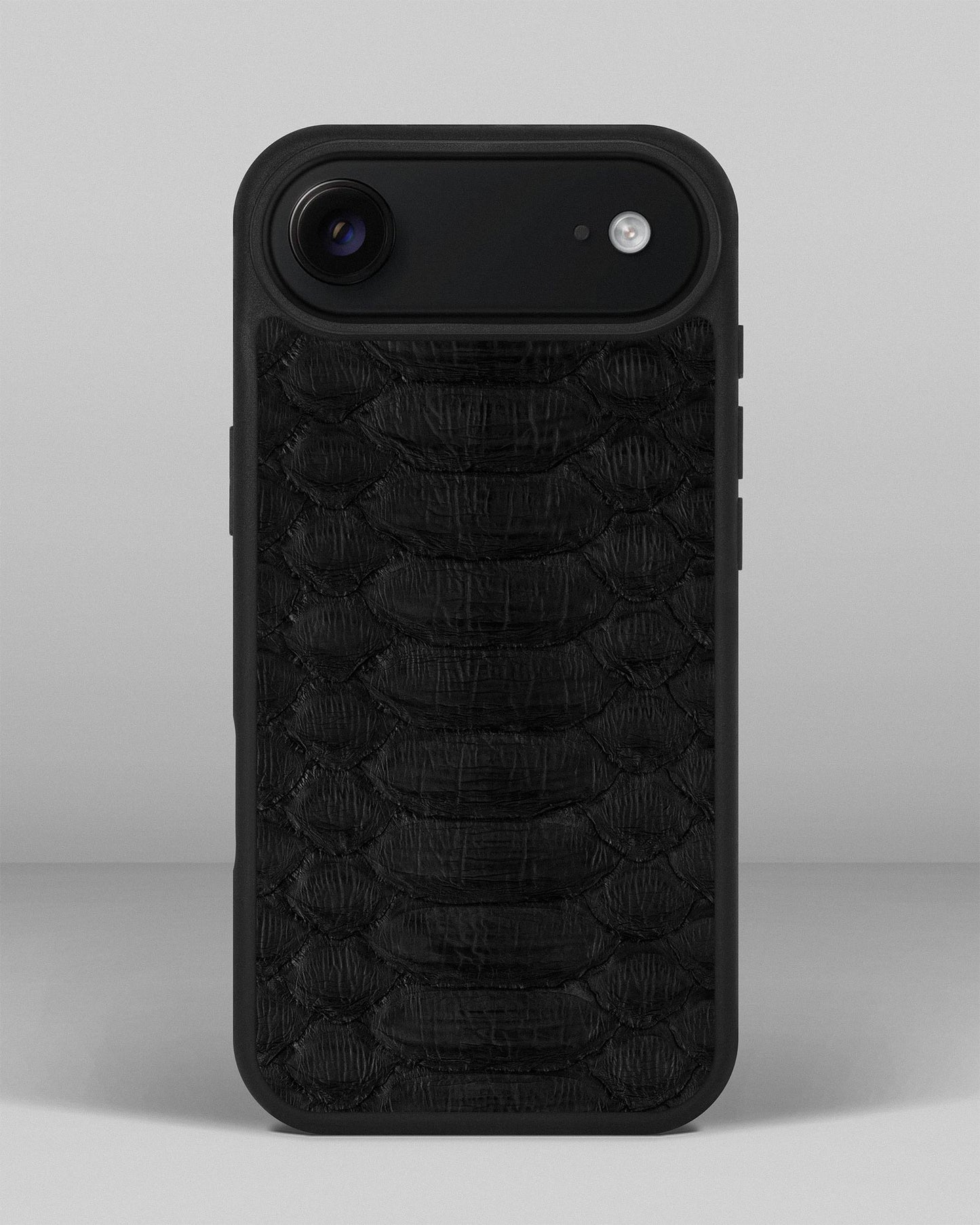Black python leather case with wide scales for iPhone 17 Air