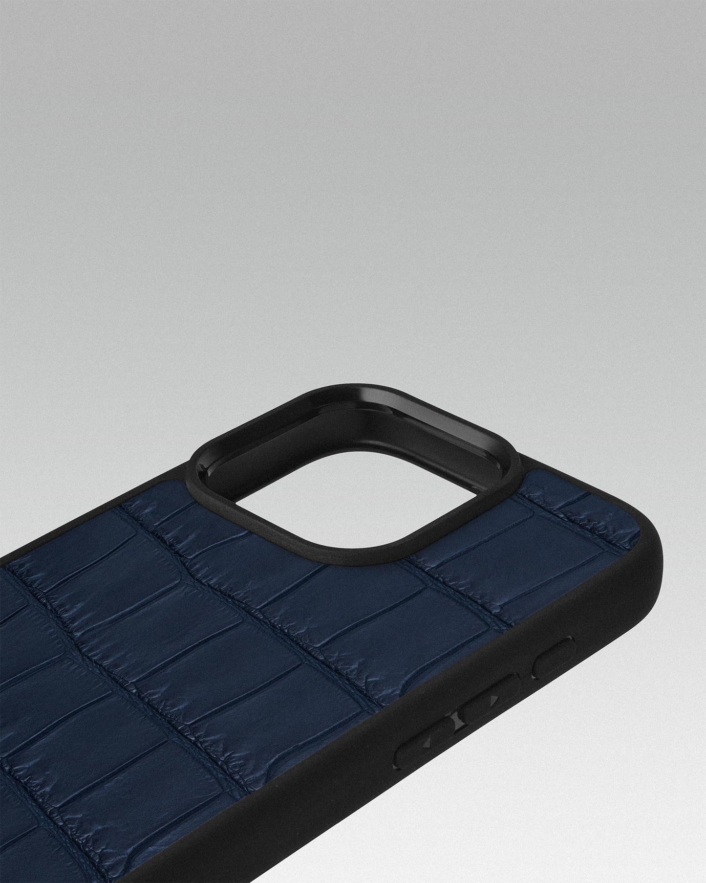 Чохол із темно-синьої шкіри крокодила для iPhone 16 Pro Max