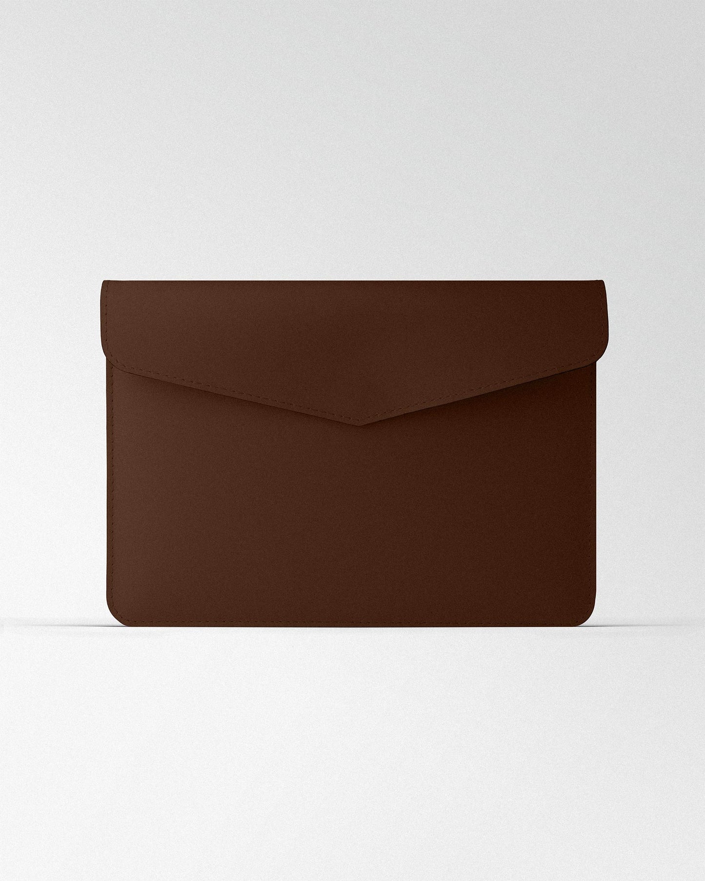 Чохол Magnetic із рудої телячої шкіри для MacBook