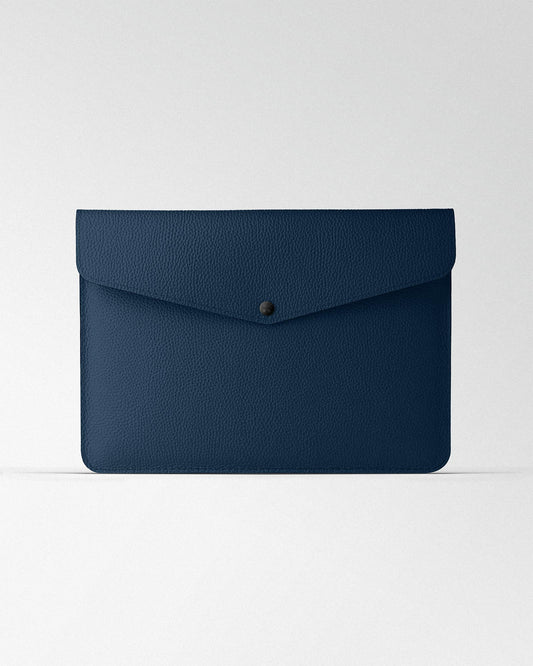 Чохол Envelope із темно-синьої шкіри для MacBook
