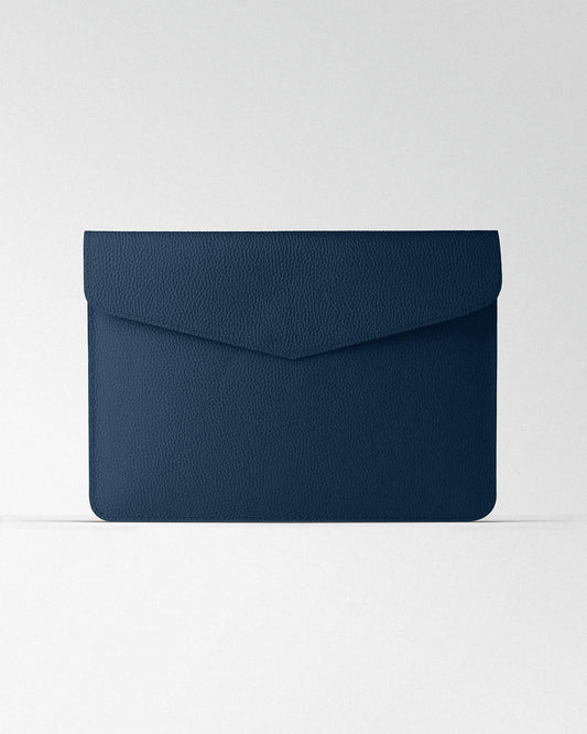 Чохол Magnetic Envelope  із темно-синьої текстурної шкіри для MacBook