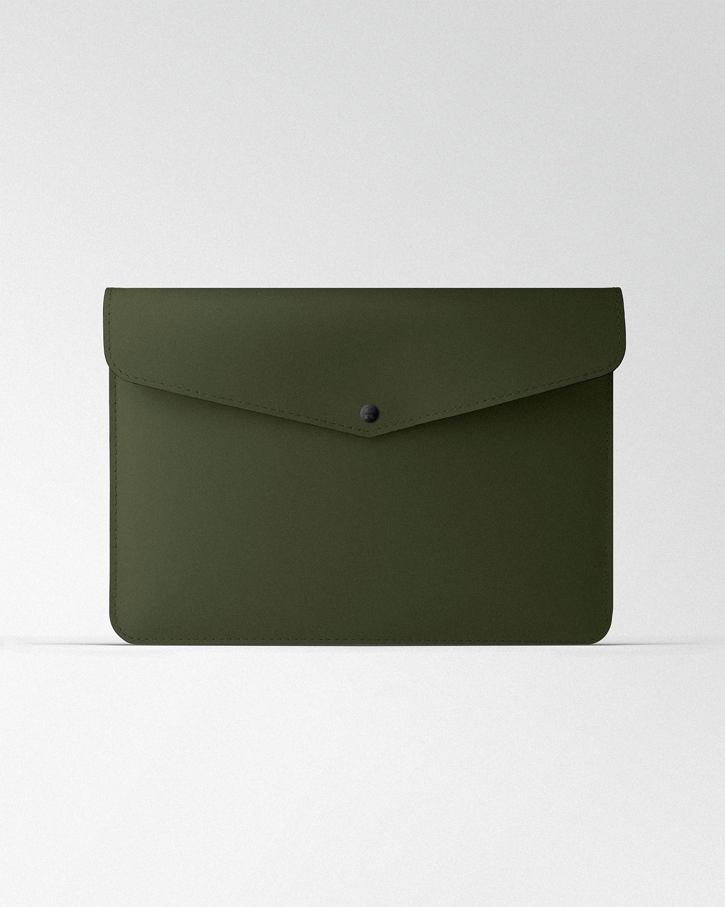 Чохол Envelope з темно-зеленої шкіри для MacBook