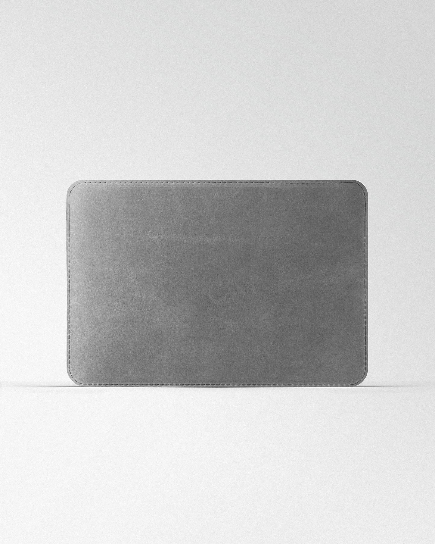 Чохол Minimalist із сірого крейзі хорс для MacBook