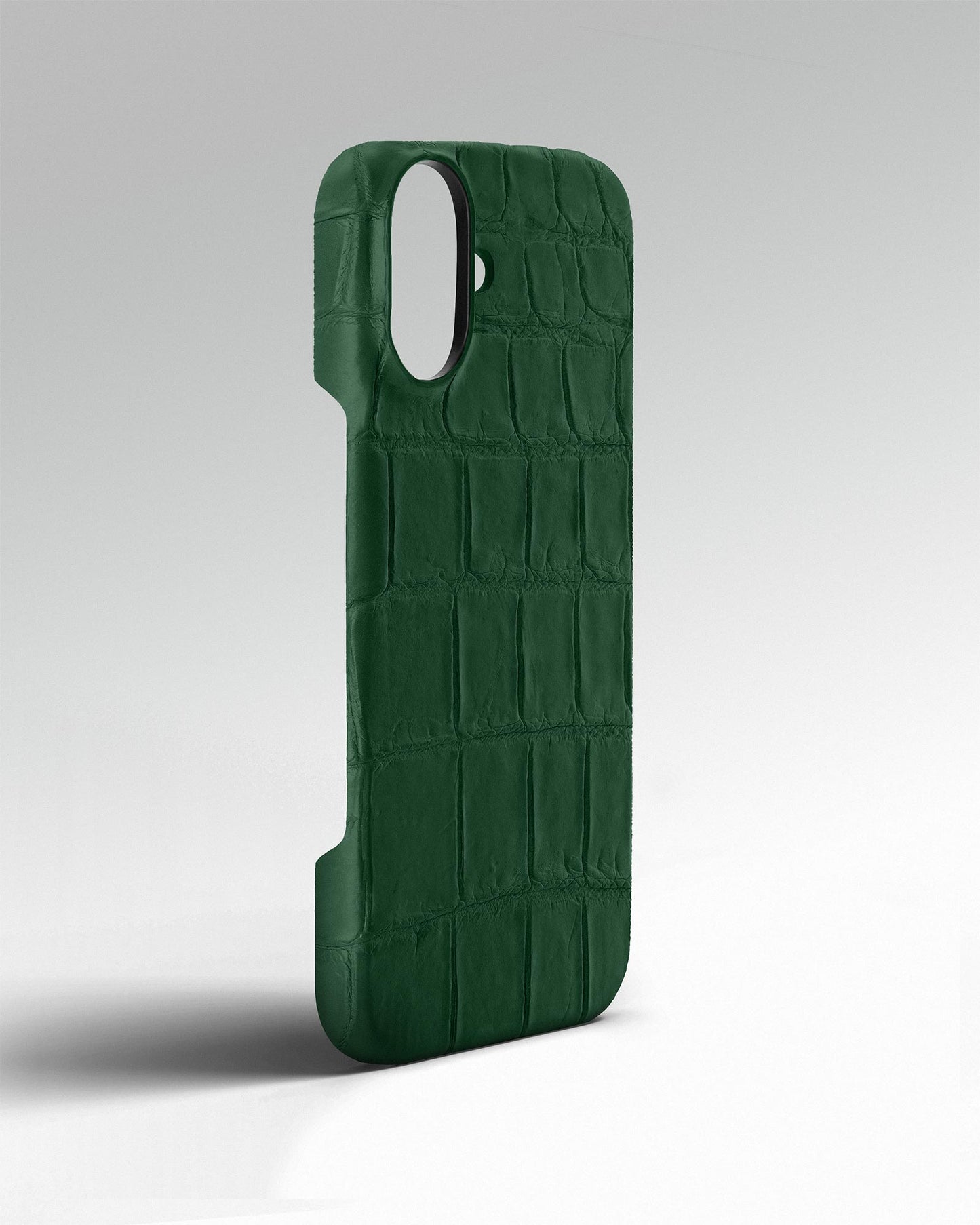 Темно-зелений чохол обтягнутий шкірою крокодила для iPhone 15