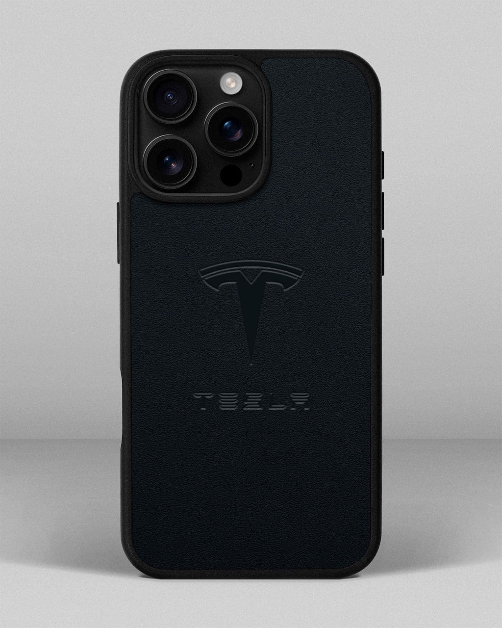 Чохол для iPhone 16 Pro Max із шкіри купон в темно-синього кольорі з логотипом Tesla