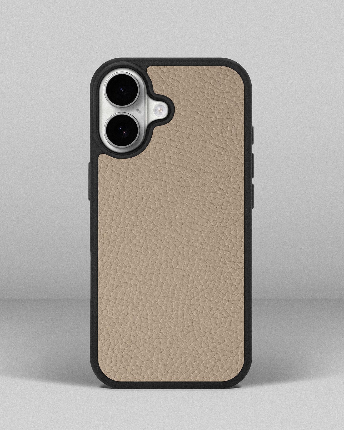 Чохол із бежевої телячої шкіри флотар для iPhone 17