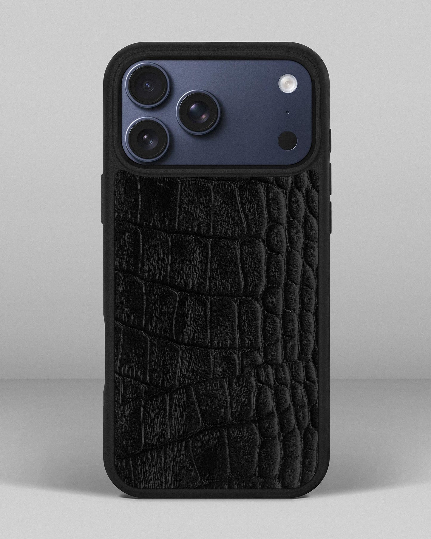 Black crocodile embossed calfskin case for iPhone 17 Pro Max