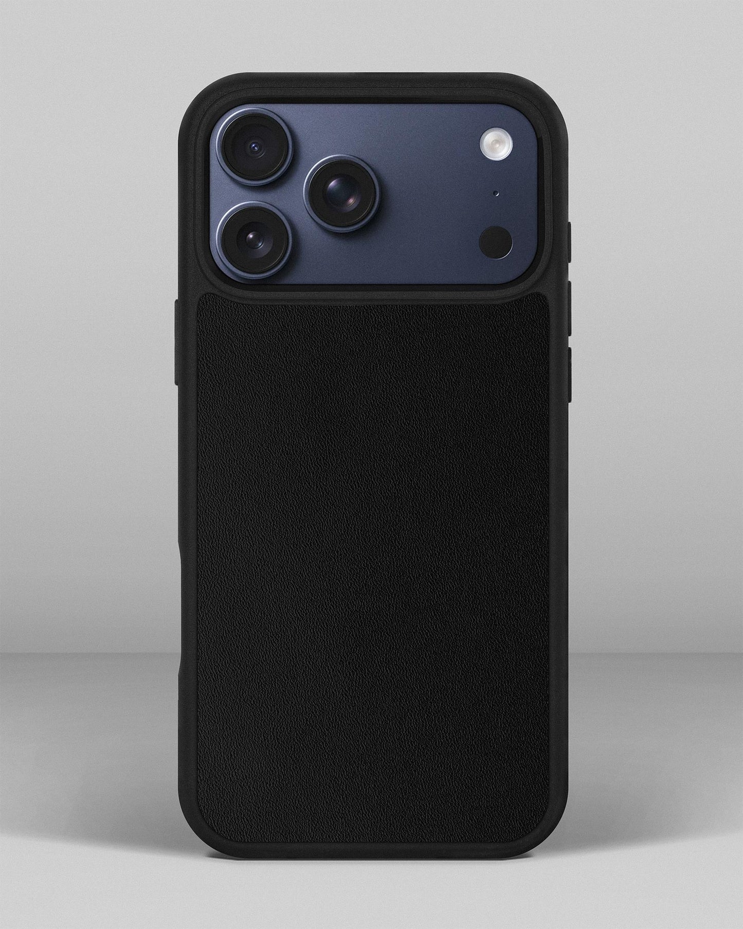 Black calfskin case for iPhone 17 Pro Max